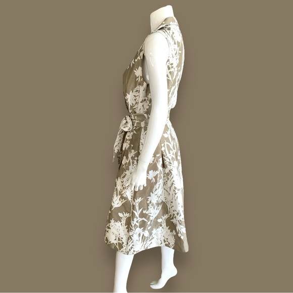 JESSICA HOWARD GUN METAL & WHITE FIT-FLARE SLEEVELESS FLORAL DRESS. WOMEN SZ 10 - Picture 4 of 9